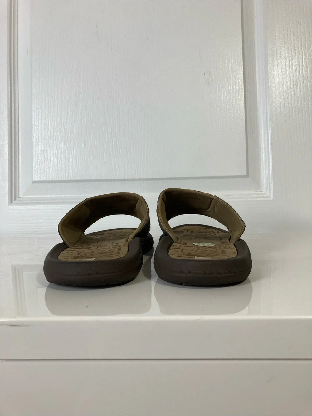 Nwot JUST SPEED Sandals Mens 9 Brown Squeeze Me Logo Slip-On Slides Flats